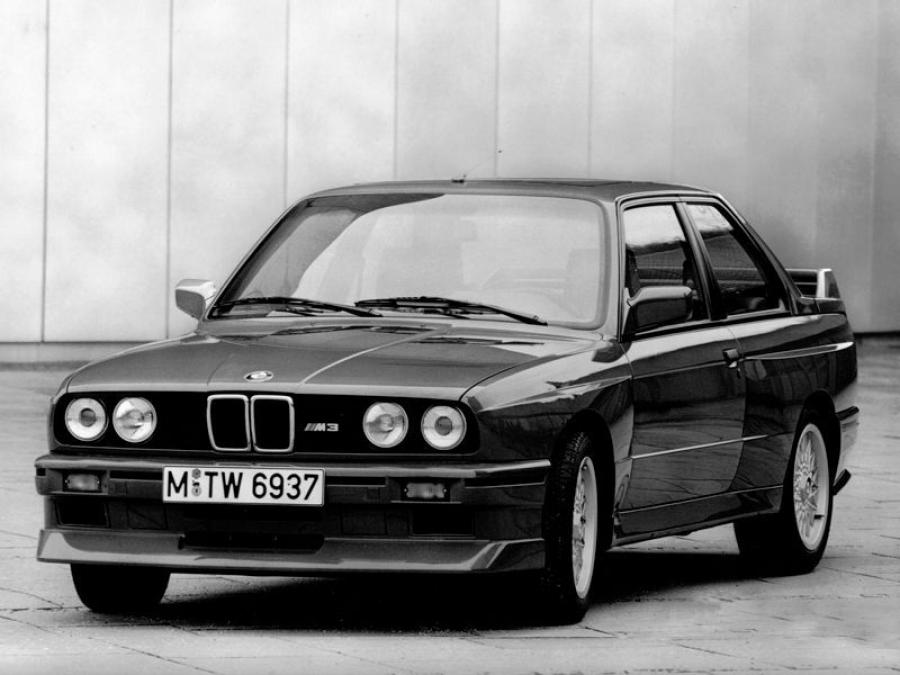  BMW M3 Evolution II 1988 года  (фото 14 из 17)